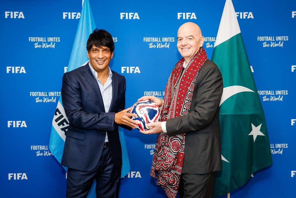 PFF President Mohsen Gilani with FIFA President Gianni Infantino. Photo: PFF